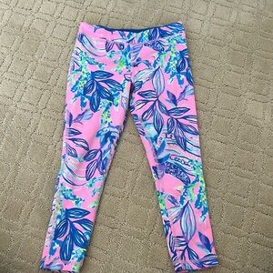 EUC LILLY PULITZER GIRLS LEGGINGS LUXLETIC S PINK 4 5